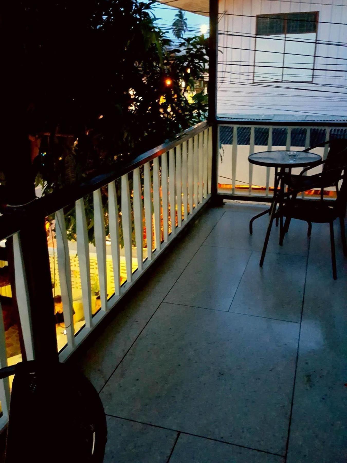 Emmanuel Guesthouse 쁘라쭈압키리칸 외부 사진